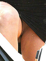 Miley Cyrus pussy upskirt paparazzi shots