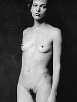 Milla Jovovich black-&-white sexy & fully nude