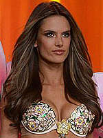 Alessandra Ambrosio sexy pix at fashion show